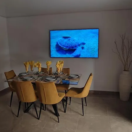 Large Luxury By Playa Locos And Del Cura